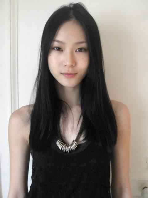 AVIIS ZHONG