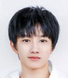 Ao Zi Yi
